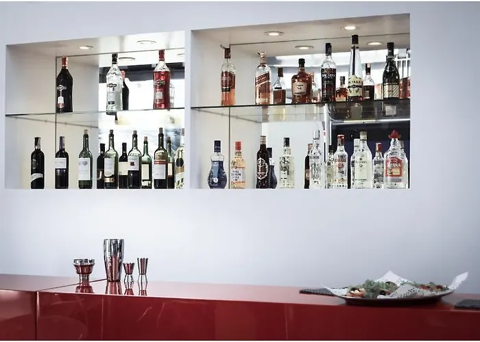 Landmark Hotel 4*