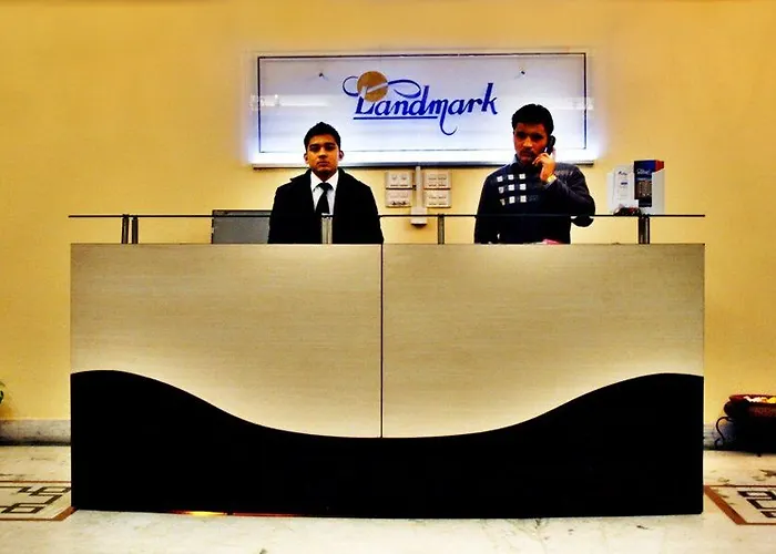 Landmark 4*
